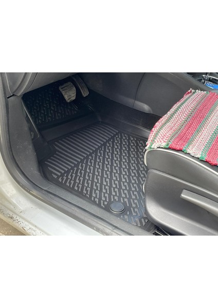 Renault Fluence 3D Siyah Havuzlu Paspas 2010 ve 2019 modelleri