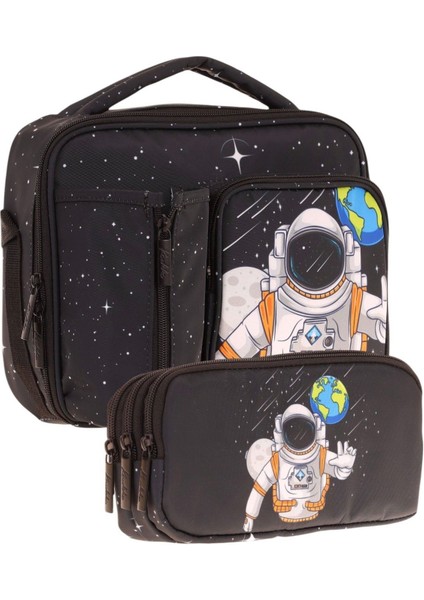 Kids Erkek Çocuk Siyah Beyaz Astronor Üç Bölmeli Thermo Beslenme Çantası ve Kalemlik Seti (L7253+L8253)