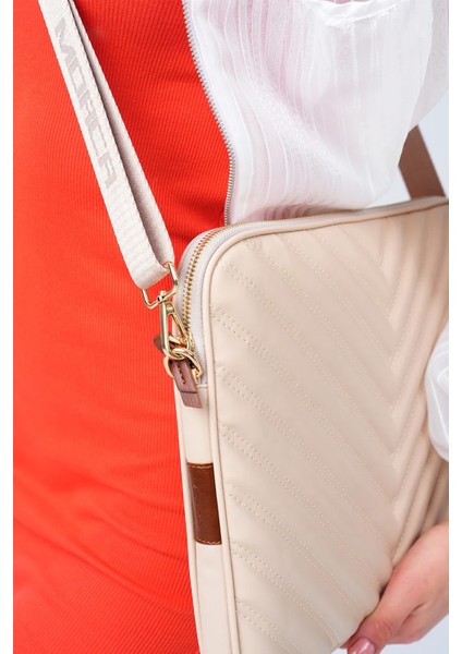 Macbook Air Pro 13.3" & 14" Inç Laptop Kılıfı Bej