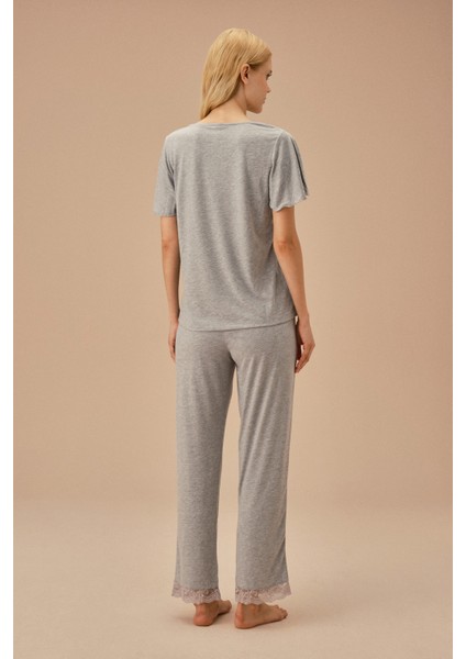 Almira Pijama Takımı fırsatları
