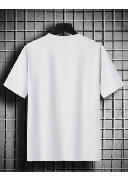 Oversize T-Shirt Black Baskılı Beyaz Renk fiyatları