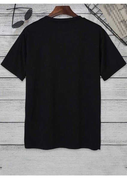 Oversize T-Shirt Dikey Baskılı Siyah Renk fiyatları