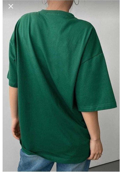 Oversize T-Shirt Karakterleri Baskılı Yeşil Renk fiyatları