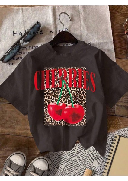 Kadın Oversize Cherries Leopar T-Shirt