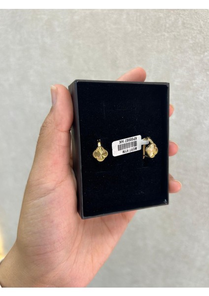 Yonca Altın Küpe modelleri