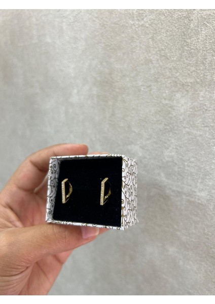 Kare Taşlı Altın Küpe fiyatları