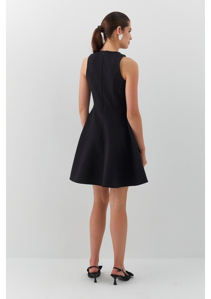 Volanlı Midi Elbise Siyah fırsatları