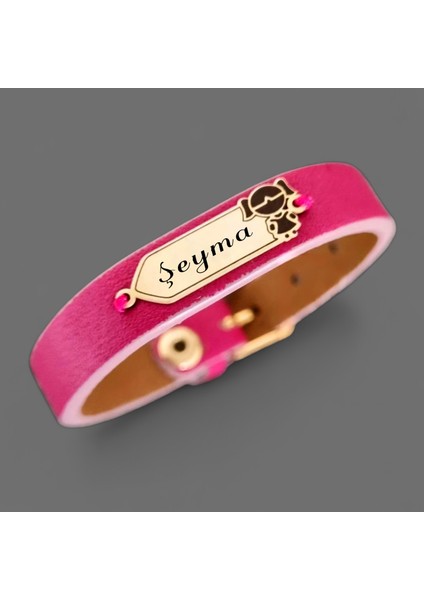 Şeyma Yazılı Kız Çocuk Motifli 14 Ayar Altın Plakalı Pembe Derili Hediyeye Özel Bileklik-454İsim