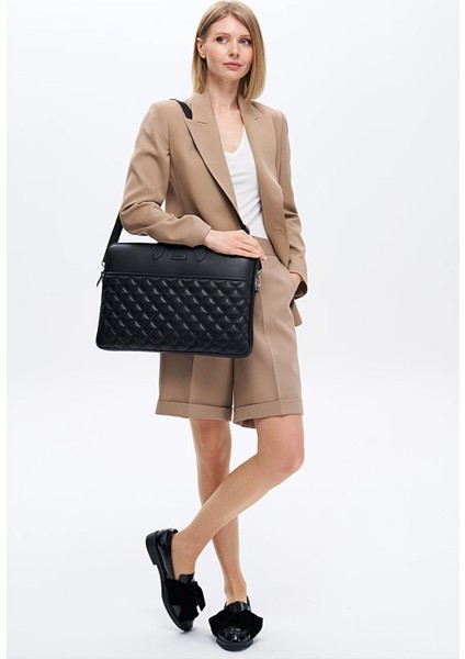 Macbook Air Pro 15" & 16" Inç Laptop Evrak Çantası Siyah Naturel modelleri