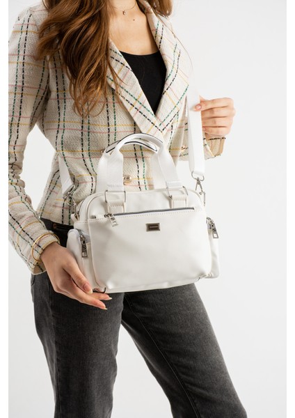 Kadın Çok Gözlü Beyaz Mat Ayarlanabilir Çapraz Askılı El ve Omuz Çantası S-1422 modelleri