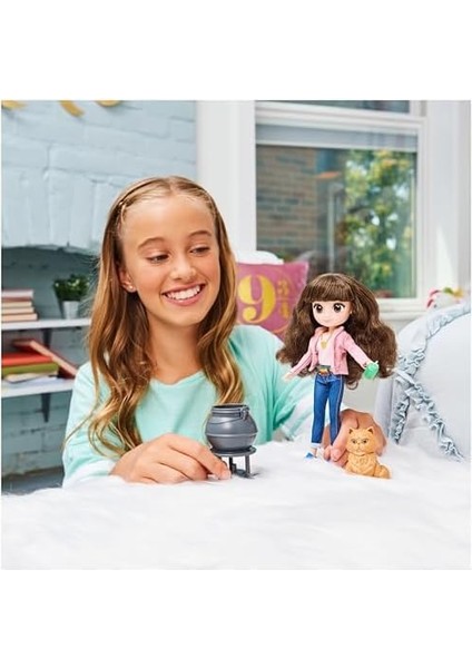 World 20 cm Oyuncak Deluxe Bebek - Hermione fiyatları