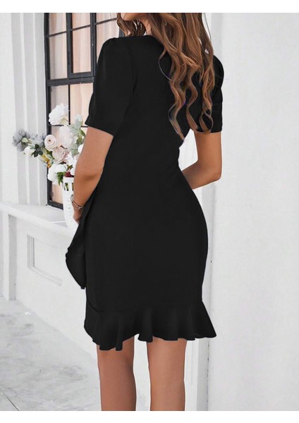 Kadın Kısa Kollu Bisiklet Yaka Önden Fırfırlı Büzgülü Janjan Krep Kısa Elbise fiyatları