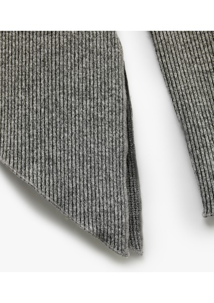 Uzun Kollu Dik Yaka Asimetrik Bağlama Detaylı Bluz fırsatları