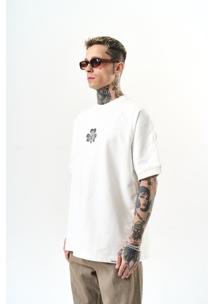Erkek Unlucky Baskılı Oversize T-Shirt Ekru modelleri