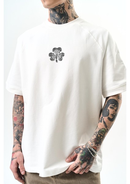 Erkek Unlucky Baskılı Oversize T-Shirt Ekru indirimleri