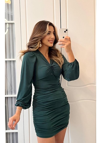 Kadın Uzun Kollu V Yakalı Yanlardan Büzgülü Kısa Sandy Elbise