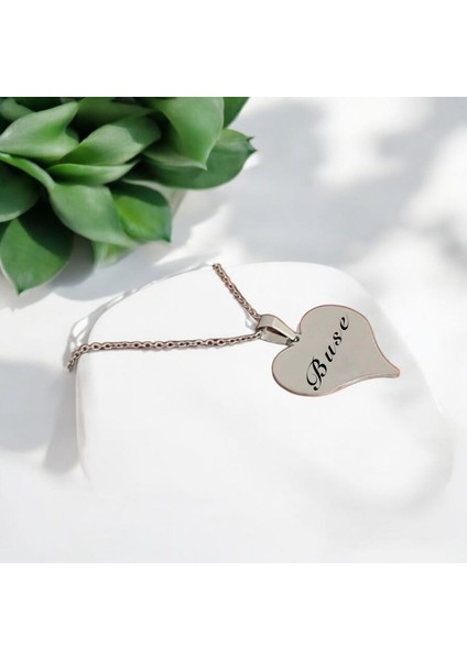 Buse İsmine Özel 925 Ayar Gümüş Plakalı Zincirli Kalp Motifli Hediyelik Kolye-456 İsim fiyatları