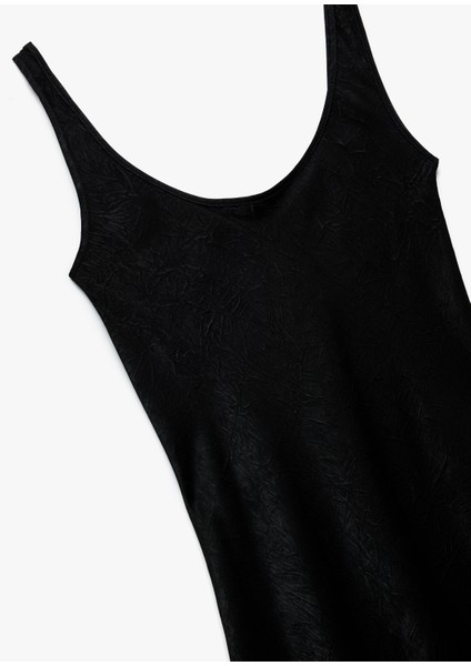 Slim Fit Kolsuz U Yaka Kalın Askılı Uzun Saten Elbise indirimleri