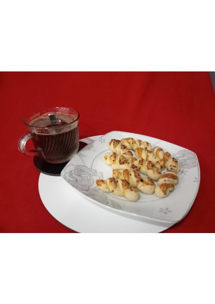 Şık ve Pratik 6'lı Altlık Seti – 3 Tabak + 3 Bardak Altlığı (22 cm & 10 Cm) fırsatları