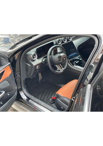 Mercedes C-Serisi W206 3D Siyah Havuzlu Paspas 2021 ve Sonrası