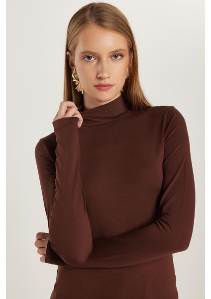 Kadın Regular Fit Klasik Kesim Viskon Kumaş Balıkçı Yaka Kahverengi Bluz fiyatları