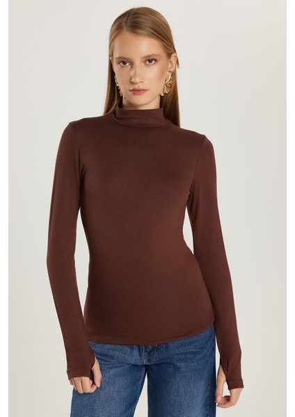 Kadın Regular Fit Klasik Kesim Viskon Kumaş Balıkçı Yaka Kahverengi Bluz fırsatları