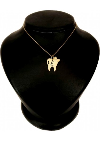 E Harfine Özel 14 Ayar Altın Plakalı Zincirli Diş ve Fiyonk Motifli Hediyelik Kolye-450 Harf fiyatları
