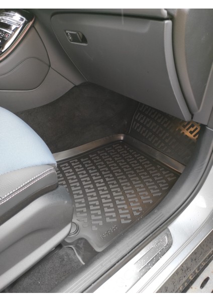 Mercedes Eqc Elektirikli 3D Siyah Havuzlu Paspas 2019 ve Sonrası