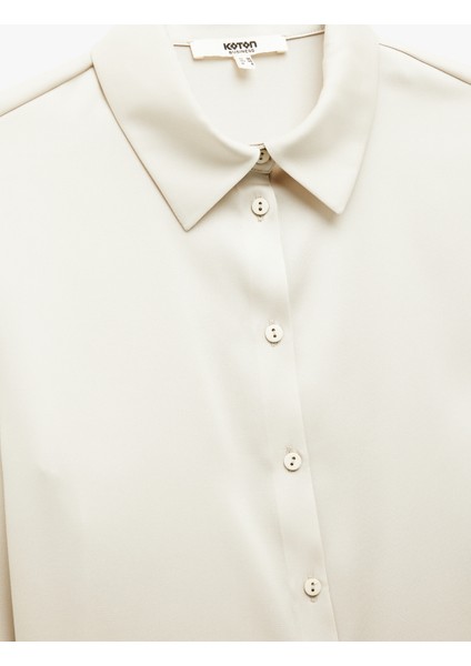 Klasik Yaka Düğmeli Uzun Kollu Saten Gömlek modelleri