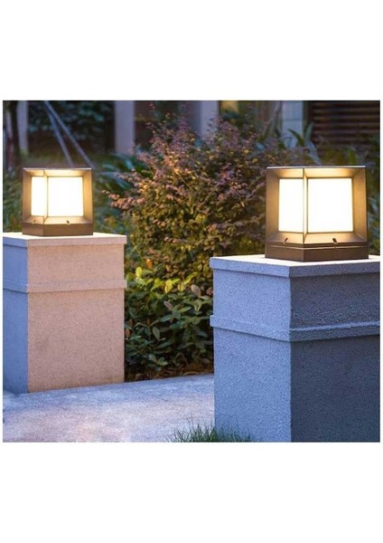 Solar LED Bahçe Armatürü 3000K 40W/H Güneş Enerjili Bahçe Aydınlatması