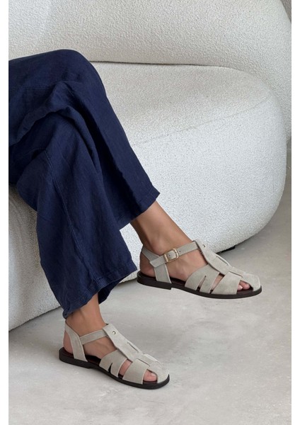 Bird Bej Süet Hakiki Deri Toka Detay Düz Taban Kadın Sandalet fiyatları