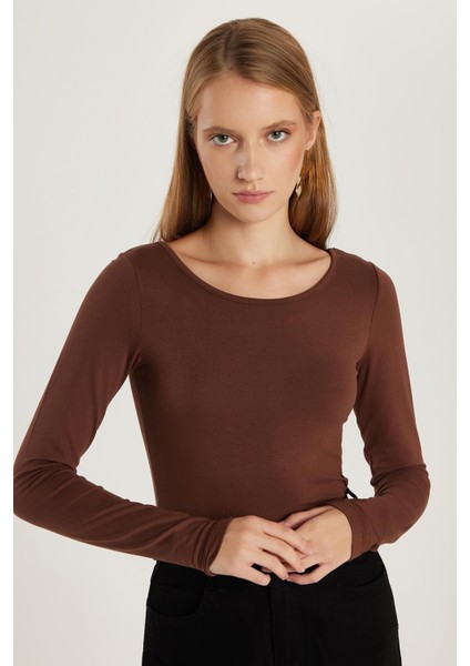 Kadın Slim Fit Dar Kesim Uzun Kollu Viskon Kahverengi Bluz