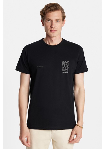 Erkek Slim Fit Dar Kesim %100 Pamuk Yumuşak Dokulu Baskılı Siyah Bisiklet Yaka Tişört fırsatları
