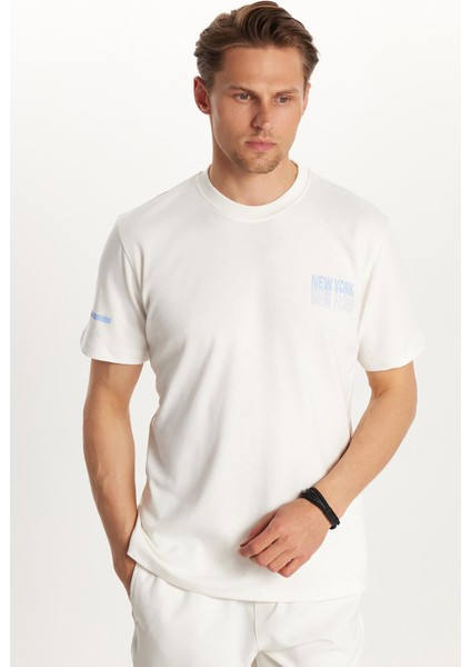 Erkek Slim Fit Dar Kesim Pamuklu Düz Basic Baskılı Bisiklet Yaka Beyaz Tişört