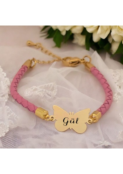Gül İsmine Özel 14 Ayar Altın Plakalı Pembe Derili Kelebek Motifli Hediye Bileklik-455İsim fiyatları