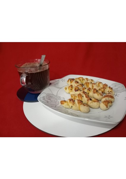 Şık ve Pratik 6'lı Altlık Seti – 3 Tabak + 3 Bardak Altlığı (22 cm & 10 Cm) fırsatları