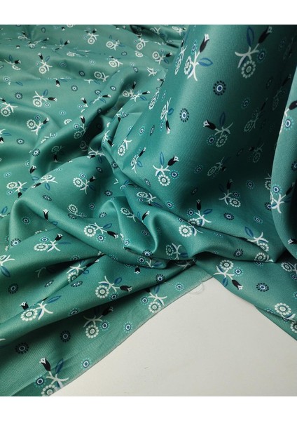 Yeşil Üzeri Çiçekli Saten Viskon (En 140 cm x Boy 360 Cm) indirimleri