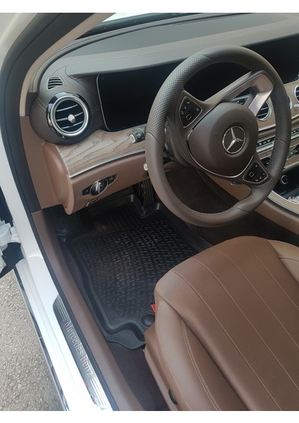 Mercedes E-Serisi W213 3D Siyah Havuzlu Paspas 2016 ve 2023