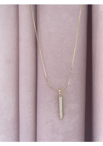 Xuping Jewelry 14 Ayar Altın Kaplama Zirkon Taşlı Dikdörtgen Kolye fiyatları
