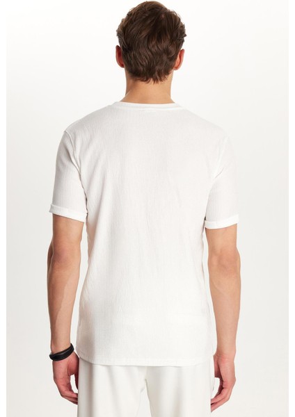 Erkek Slim Fit Dar Kesim Pamuklu Ribanalı Baskılı Beyaz Bisiklet Yaka Tişört indirimleri