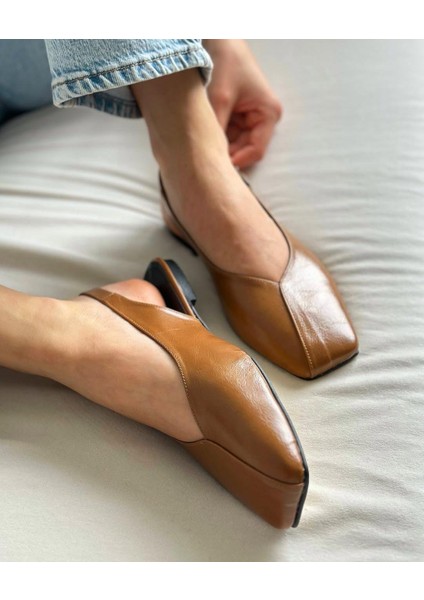 Kare Burun Kadın Babet