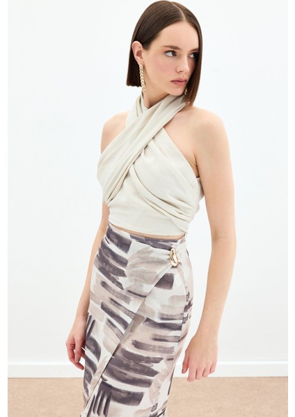 Halter Yaka Keten Crop Bluz - Bej