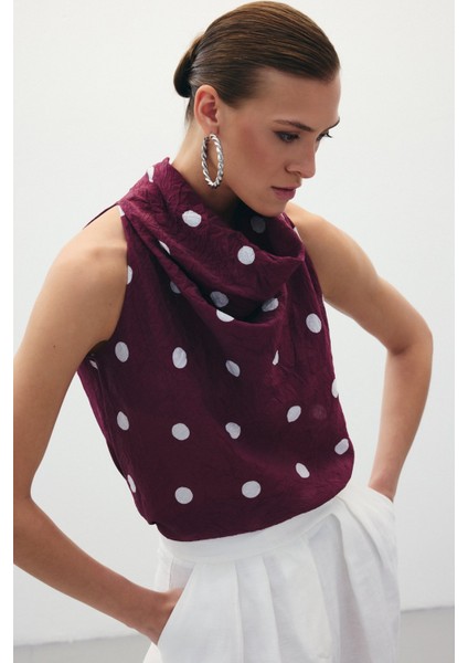 Kolsuz Puantiye Desenli Bluz - Bordo