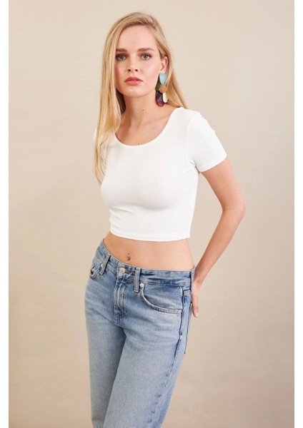 Kadın Beyaz Sırtı Açık Crop Bluz AN6038 fiyatları