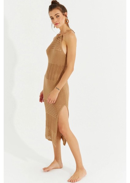 Kadın Camel Halter Yaka Ajurlu Midi Elbise SF2506