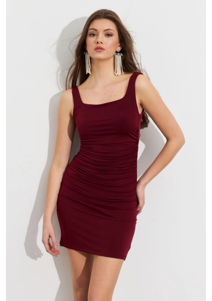 Kadın Bordo Kare Yaka Büzgülü Mini Elbise FRY2308