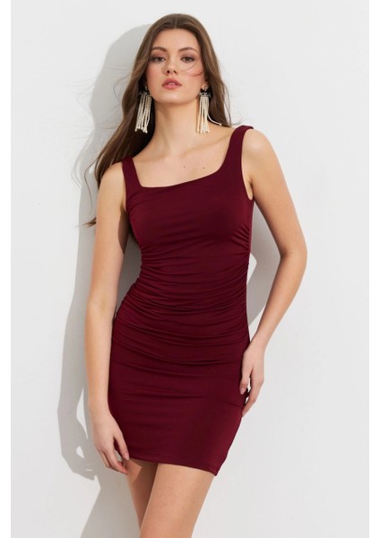Kadın Bordo Kare Yaka Büzgülü Mini Elbise FRY2308 indirimleri