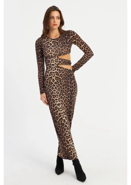 Kadın Camel-Siyah Dekolteli Leopar Maxi Yılbaşı Elbise Lik9 modelleri