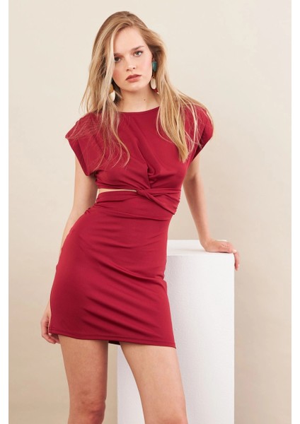 Kadın Bordo Omuzları Vatkalı Pencereli Mini Elbise İRE103 modelleri
