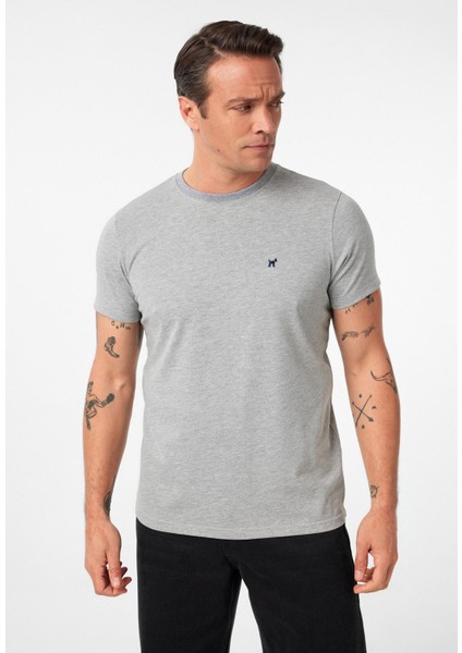 Victor Erkek Regular Fit Nakışlı Basic T-Shirt modelleri